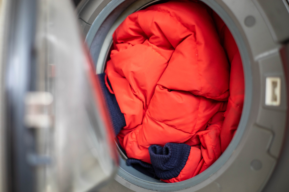 Types of washing machines red jacket in the drum